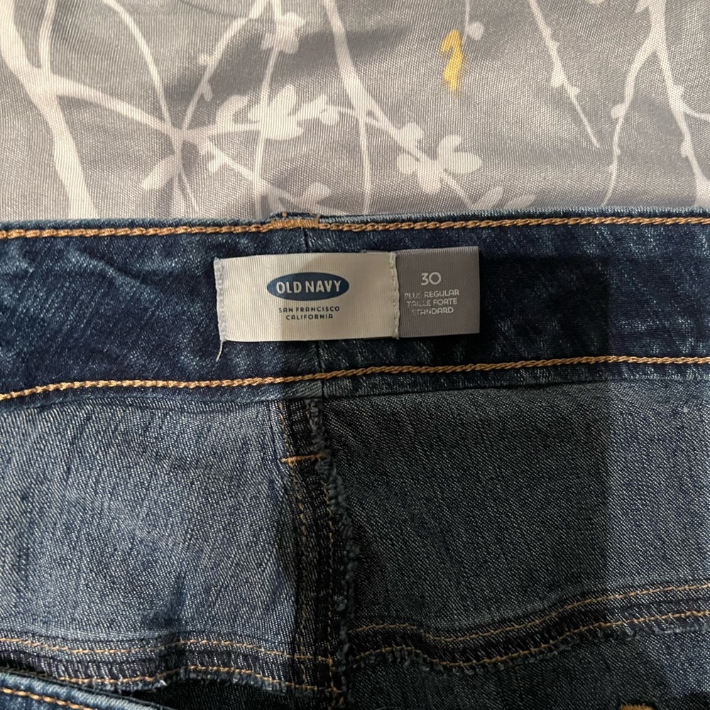 Old Navy Flare Jeans.